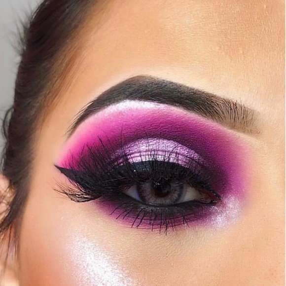 ⚠️ PRICE FIRM FOR SALE ⚠️ 🆕⚙️ Morphe x Jaclyn Hill THE VAULT - Picture 6 of 8